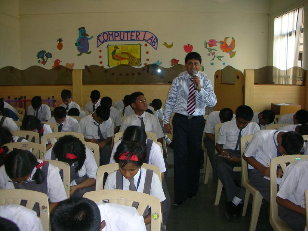 Divesh Shah teaching Maths
